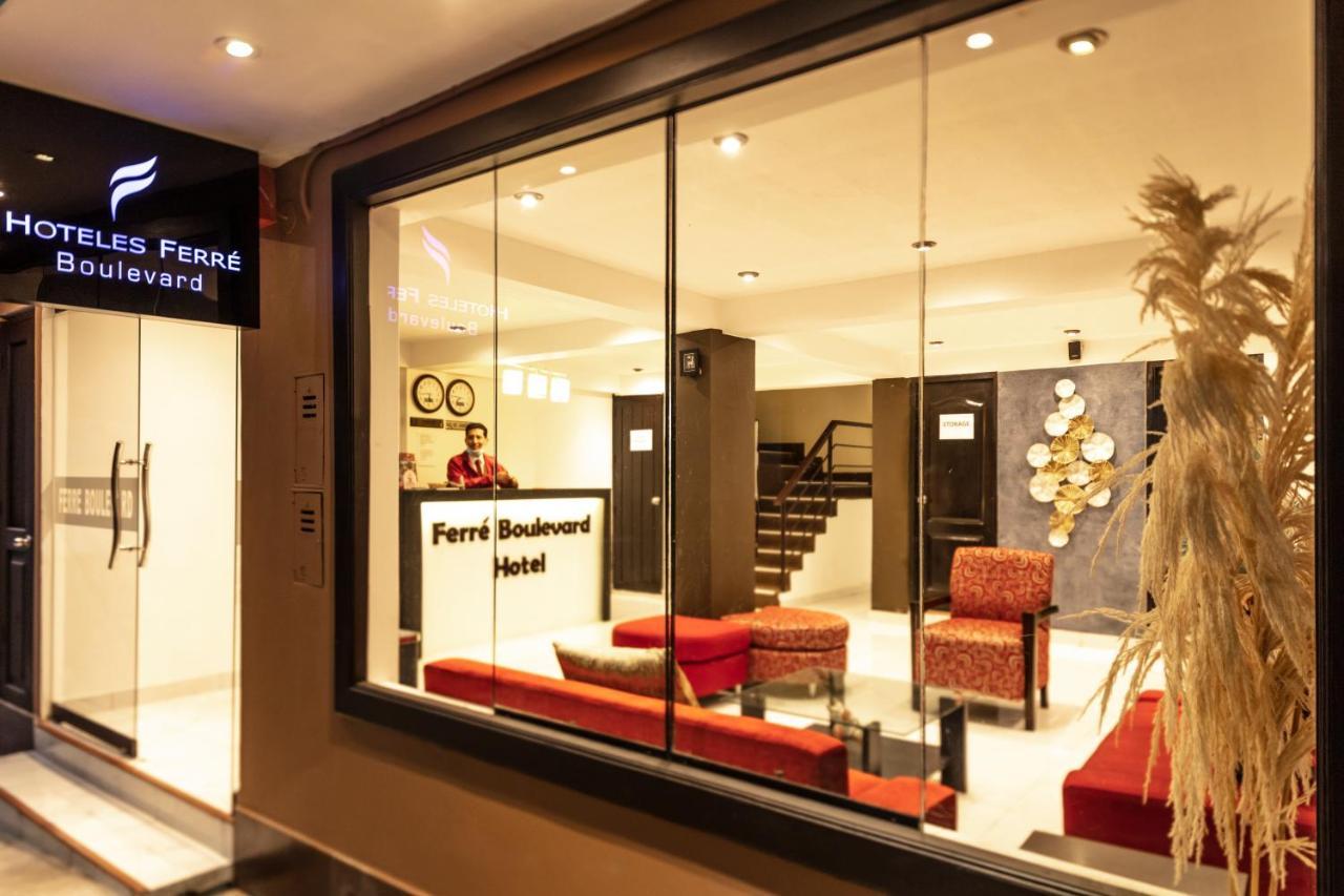 Ferre Boulevard Hotel