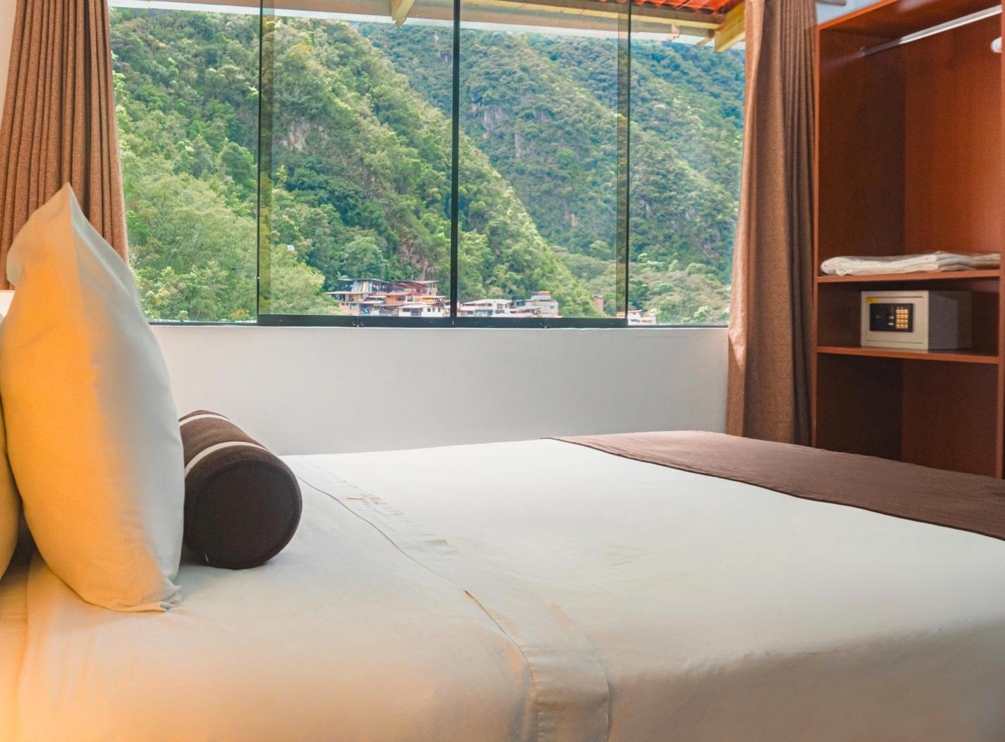 Ferre Boulevard Hotel